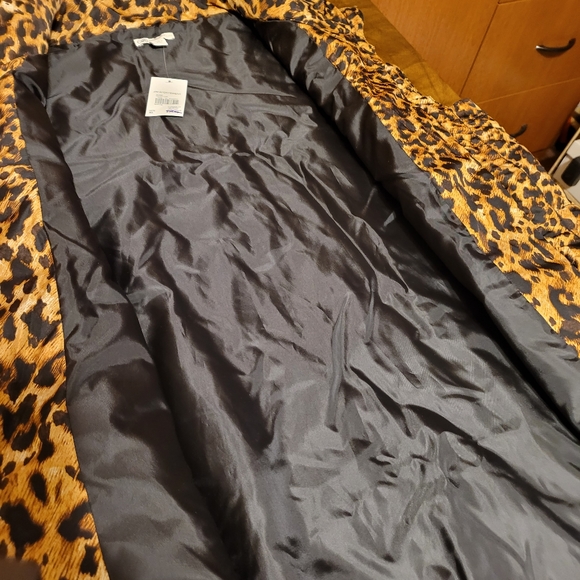 NWT Cato super lightweight animal print Vest. - Picture 5 of 8